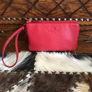 NWOT COACH DOUBLE ZIP WRISTLET